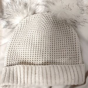 Pom Pom Beanie